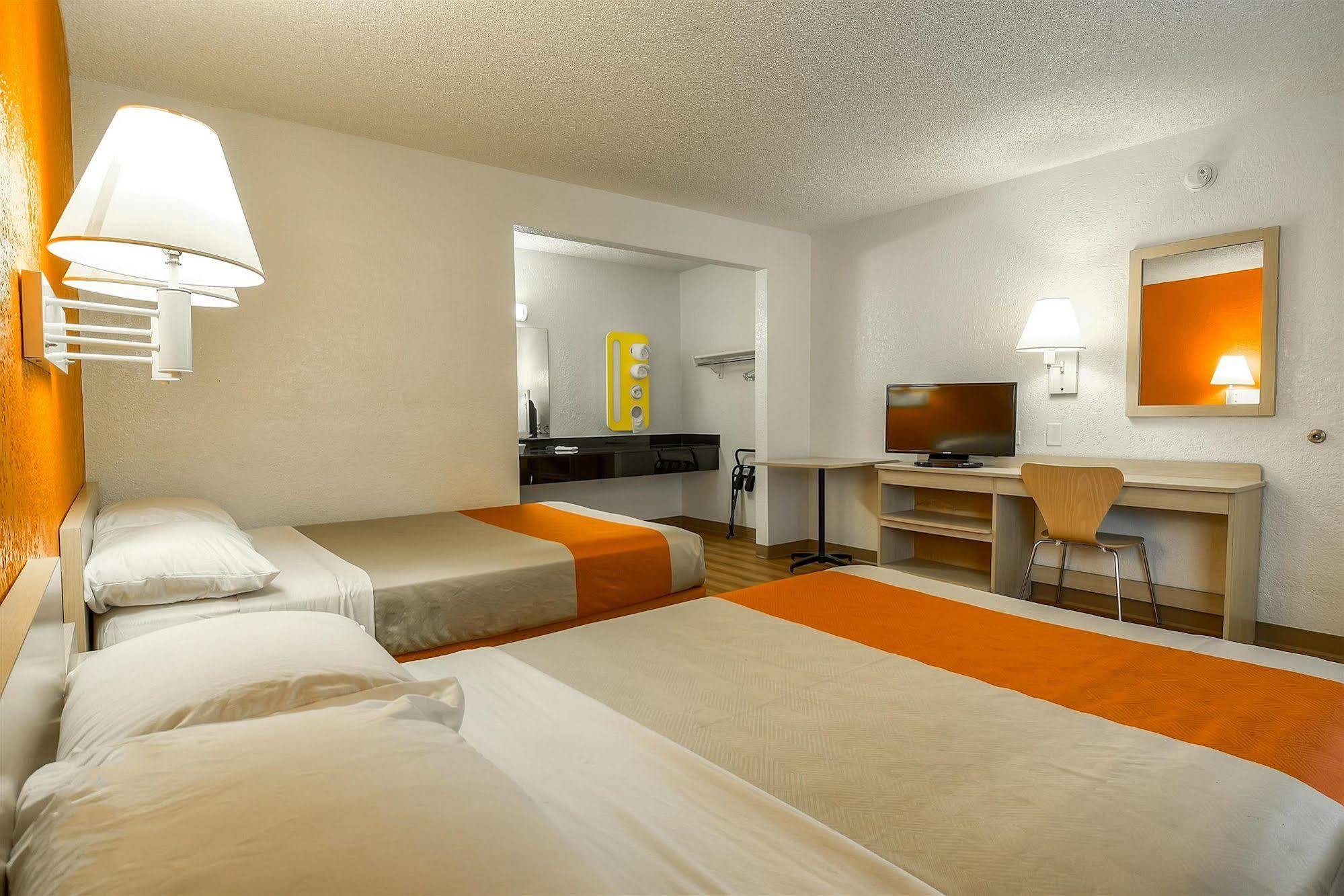 Motel 6-Norwalk, Ca - Los Angeles 외부 사진